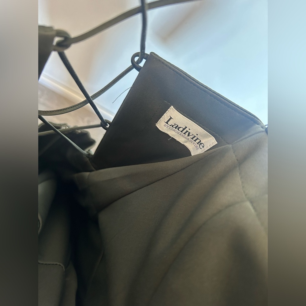 Ladivine Olive Green Maxi Dress - Picture 4 of 11